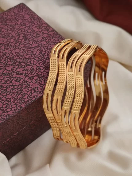 Luxuria Gold Bangle Ensemble – Sugabogam
