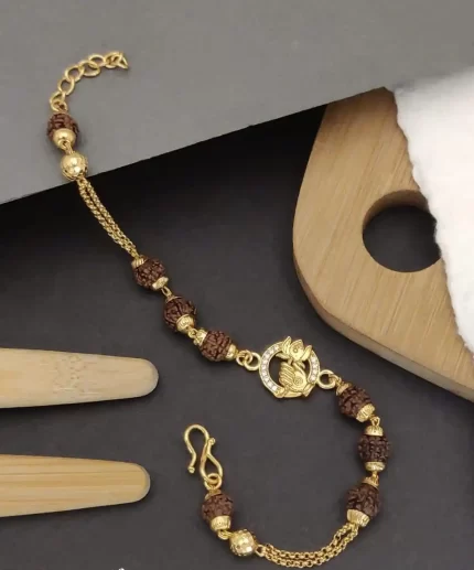 Fancy Ruthratcham Gold Bracelet