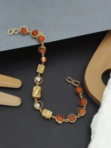 Exquisite Ruthratcham Gold Bracelet