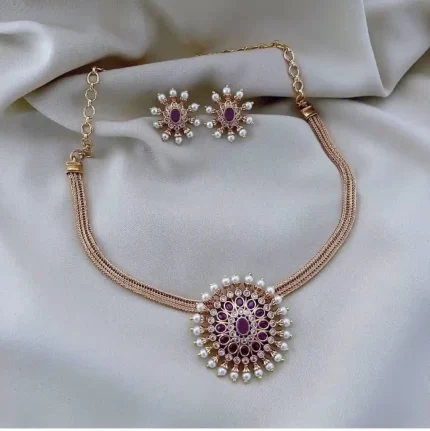 Matte Bloom Choker