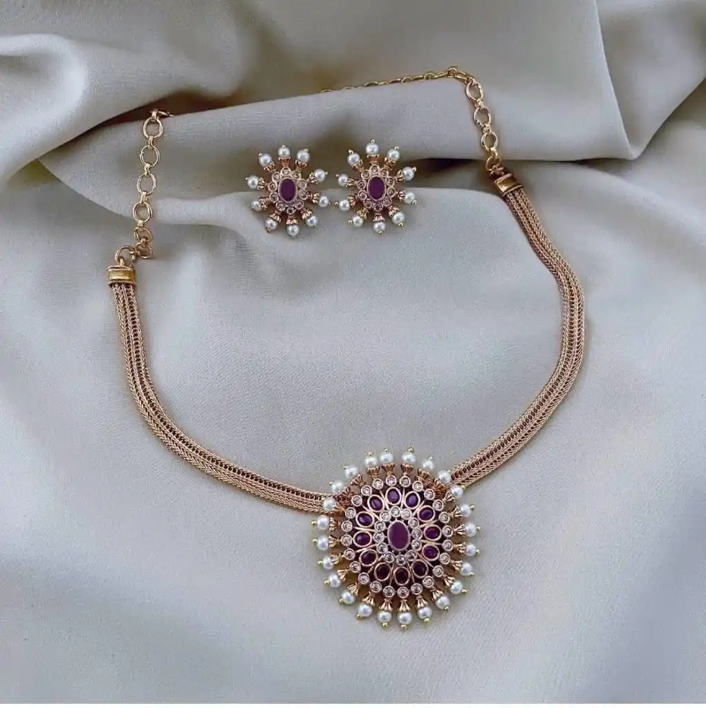 Matte Bloom Choker – Sugabogam