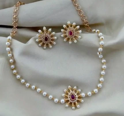Graceful Petal Pearls Choker