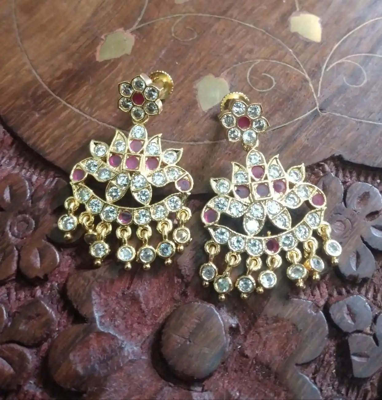 Micro Gold Finish Stone Ear RIng – Sugabogam