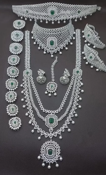 Luminous GJ AD Ensemble Bridal Set