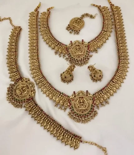Regal Matte Nagas Ensemble
